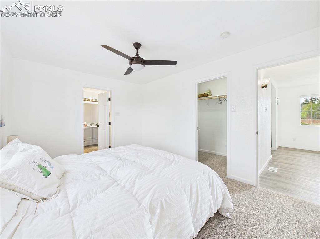 Image 24 of 40: Bedroom