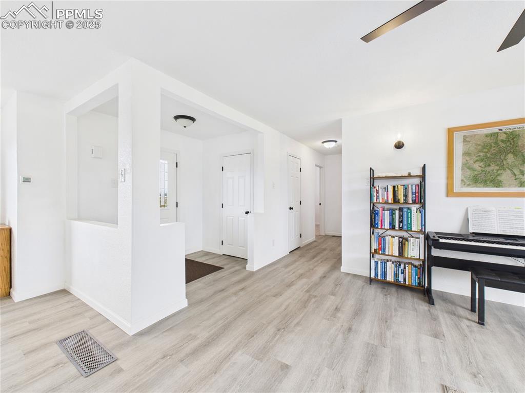 Image 9 of 40: Living Room