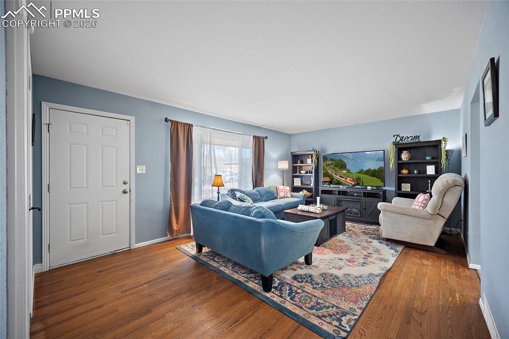 Image 6 of 49: No Description Available