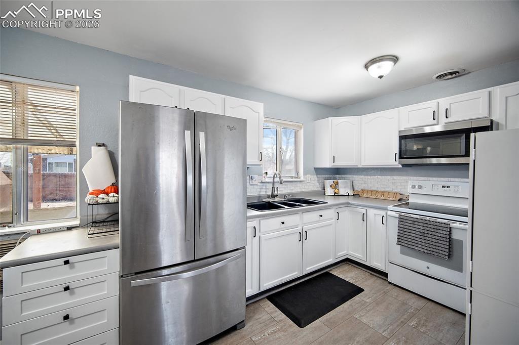 Image 9 of 49: No Description Available