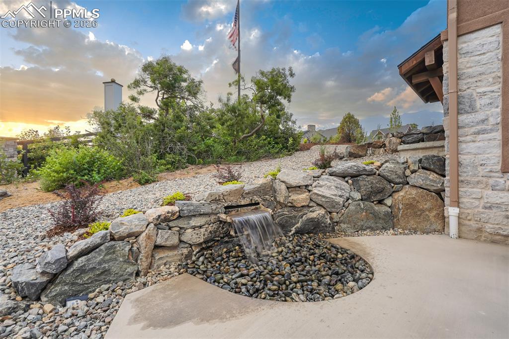 Image 48 of 50: Patio