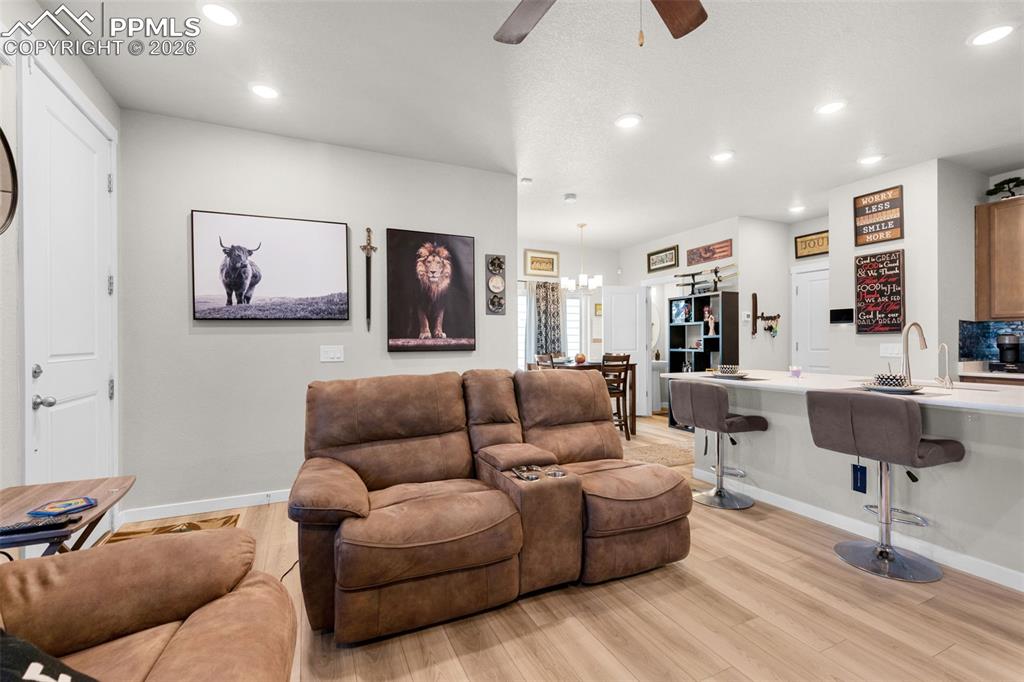 Image 5 of 24: Living Room