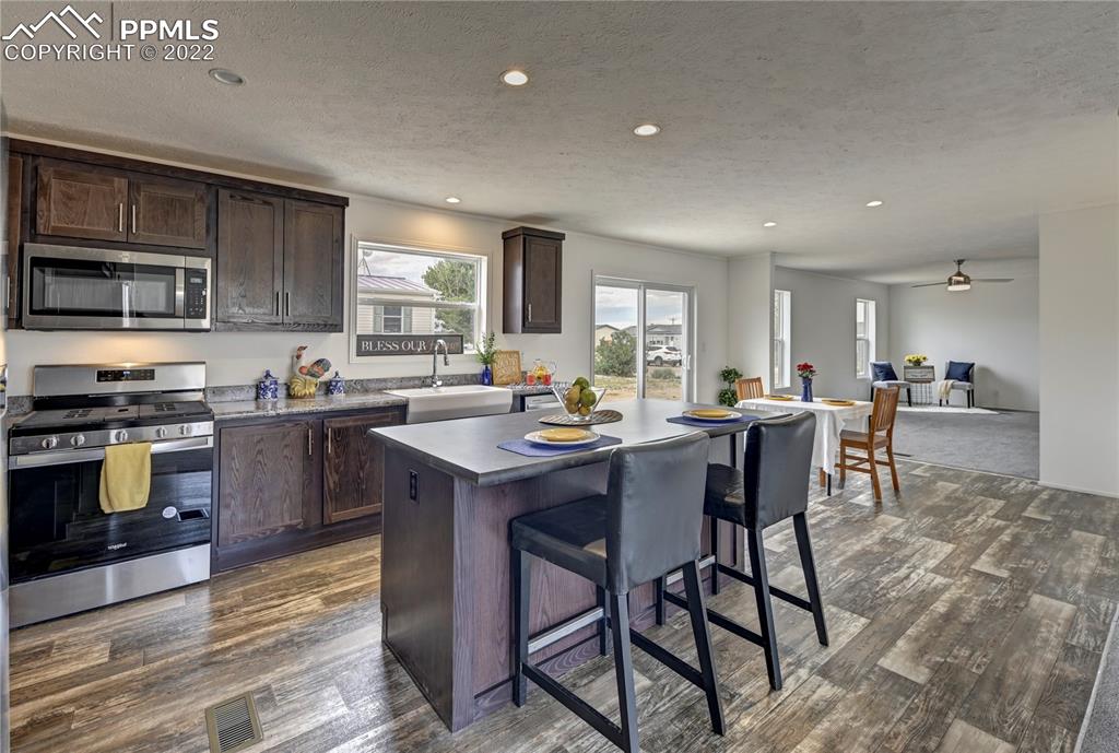 Listing 1456486, Image 15 of 50