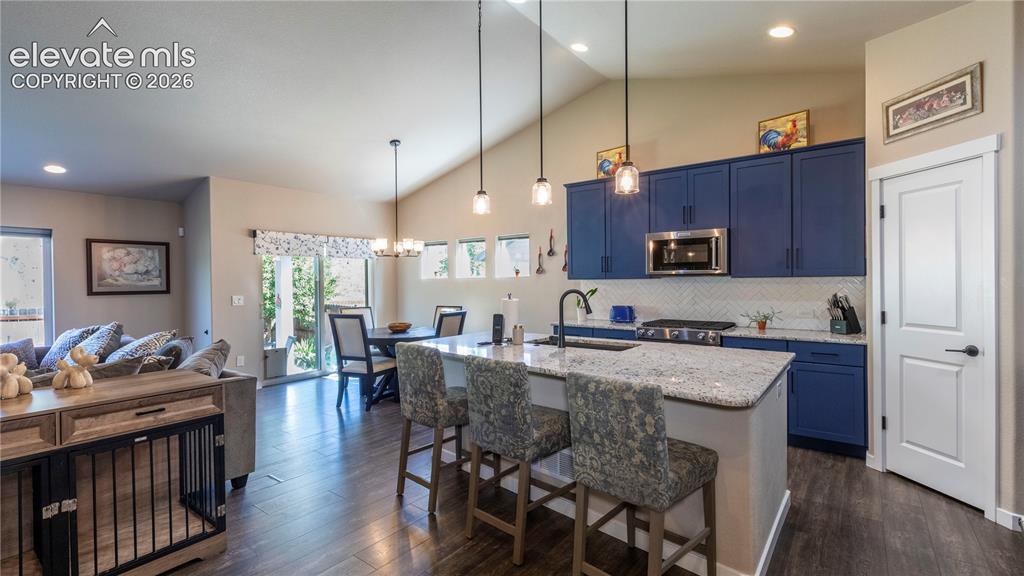 Image 5 of 32: Upgraded cabinets throughout