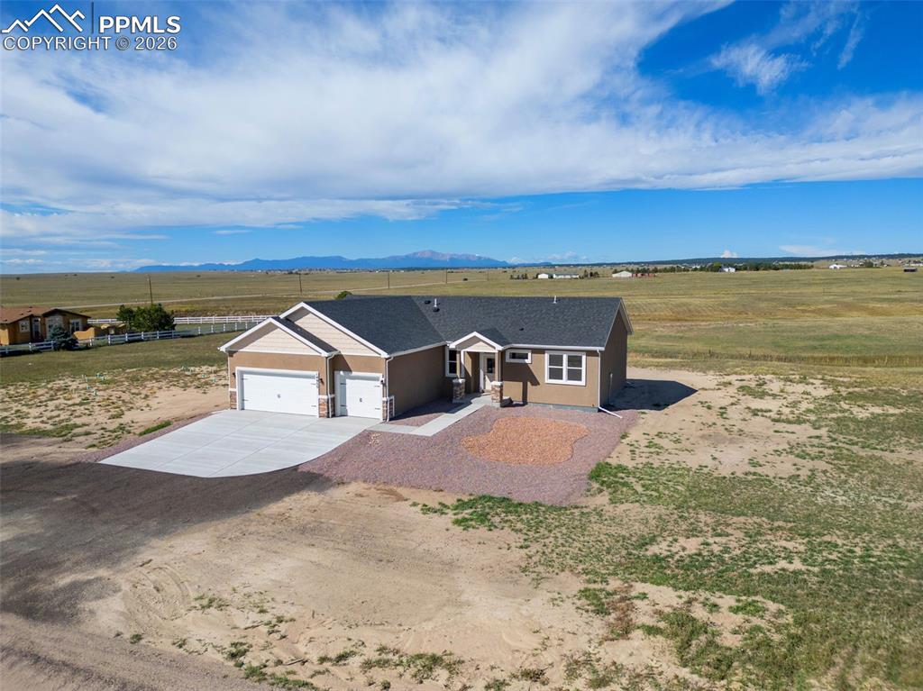 Image 5 of 43: Front of Structure