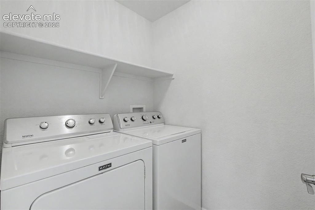 Image 12 of 30: Laundry