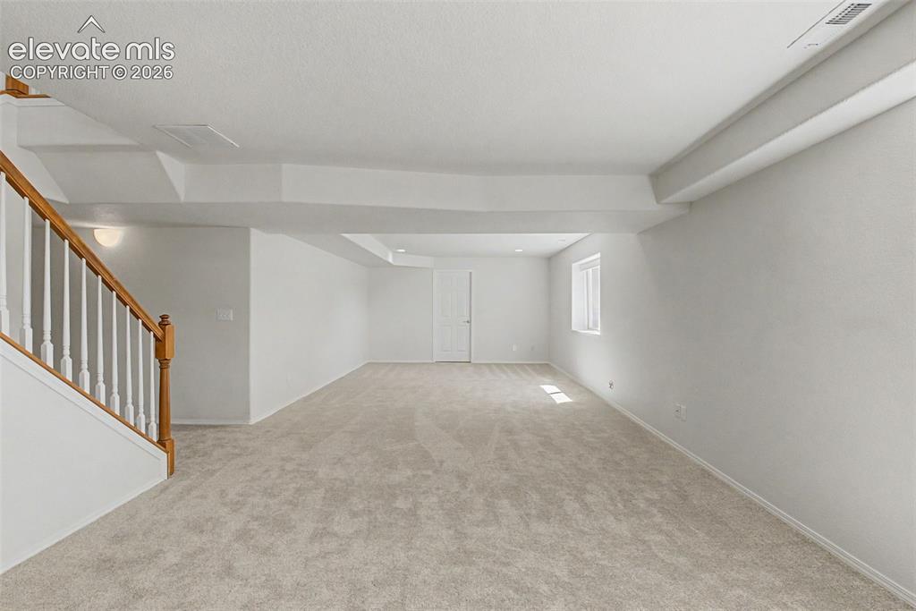 Image 20 of 30: Family Room
