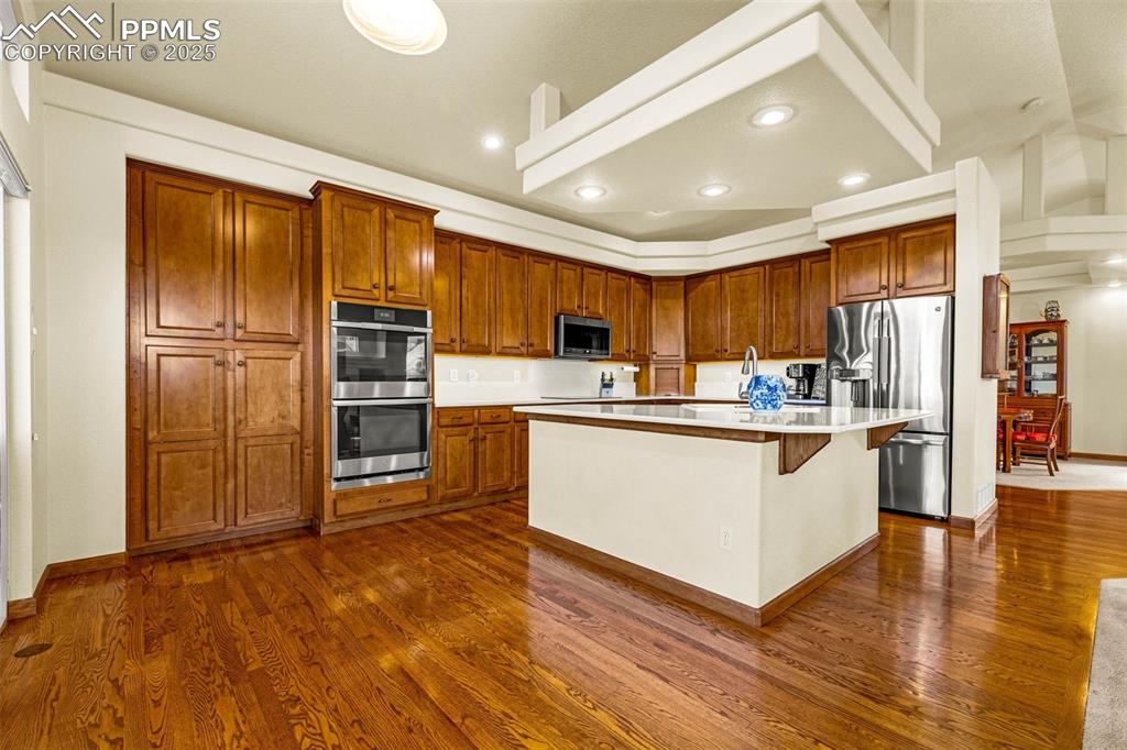 Image 9 of 43: Kitchen