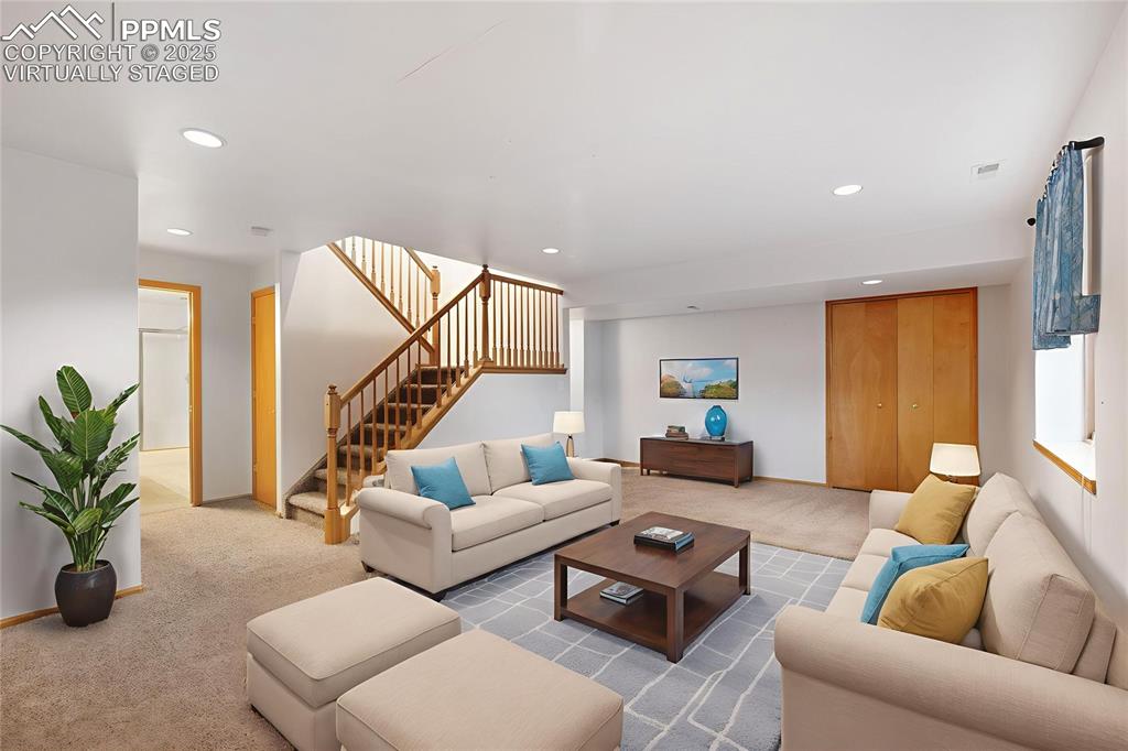 Image 28 of 40: Virtually staged