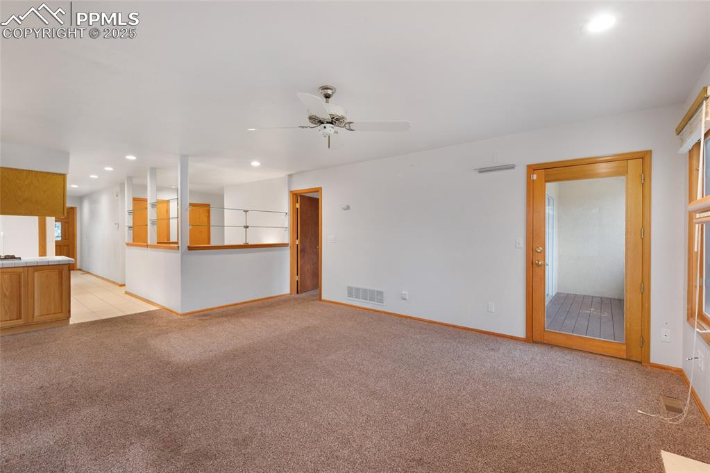 Image 7 of 40: Living Room