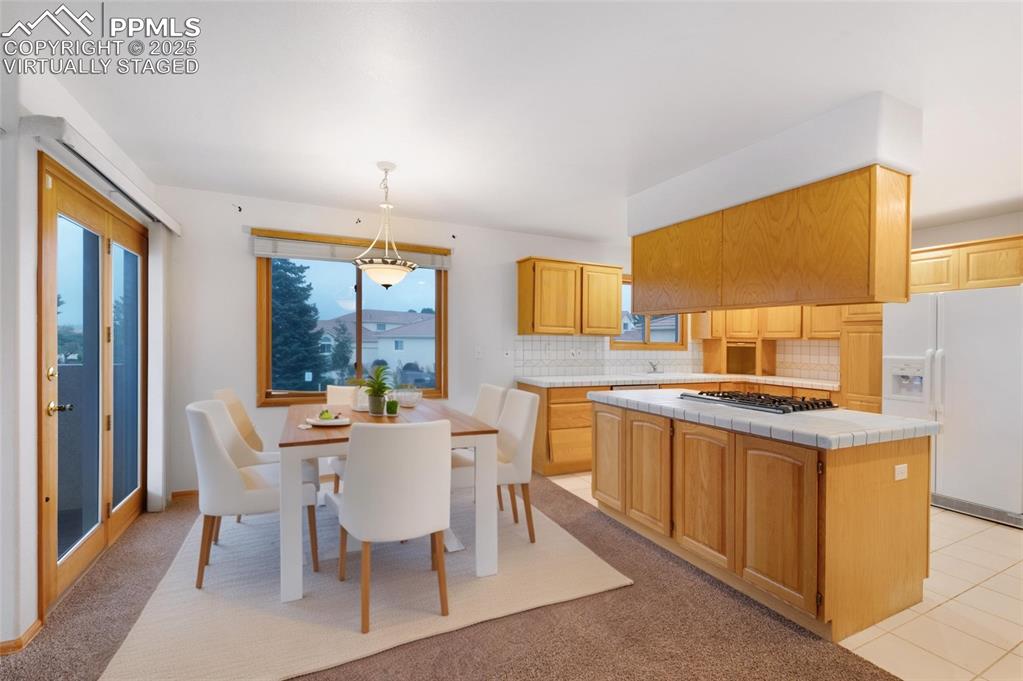 Image 8 of 40: Virtually staged