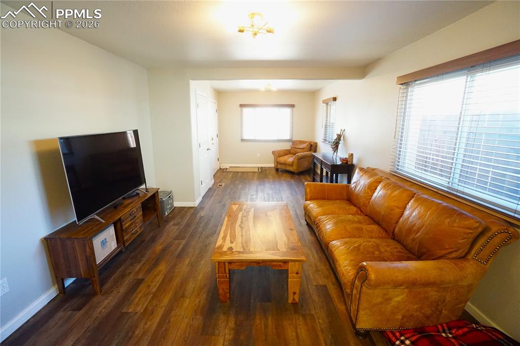 Image 8 of 33: Living Room