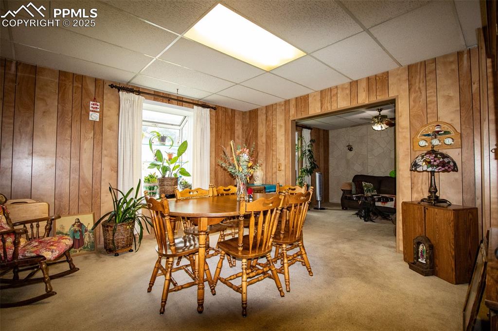 Image 11 of 27: Dining Area