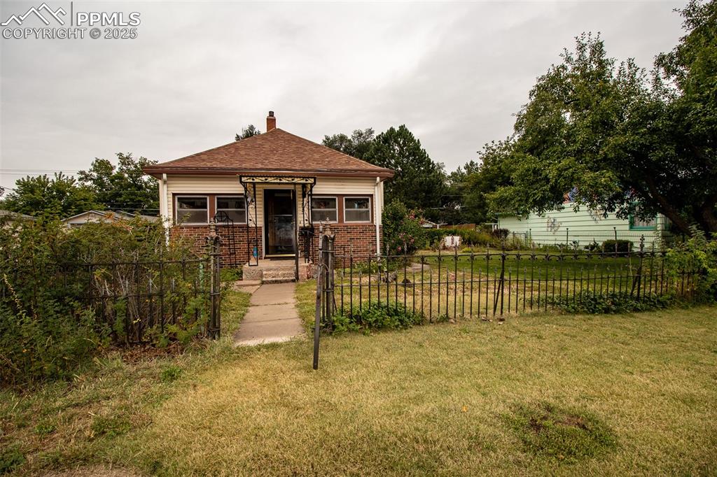 Image 2 of 27: Front of Structure