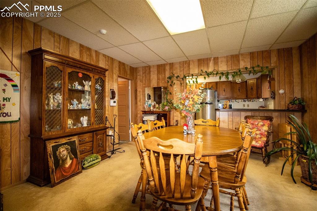 Image 9 of 27: Dining Area