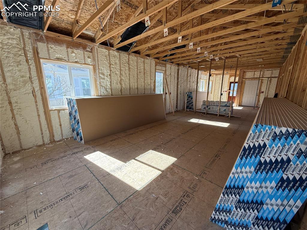 Image 11 of 23: Dining Area