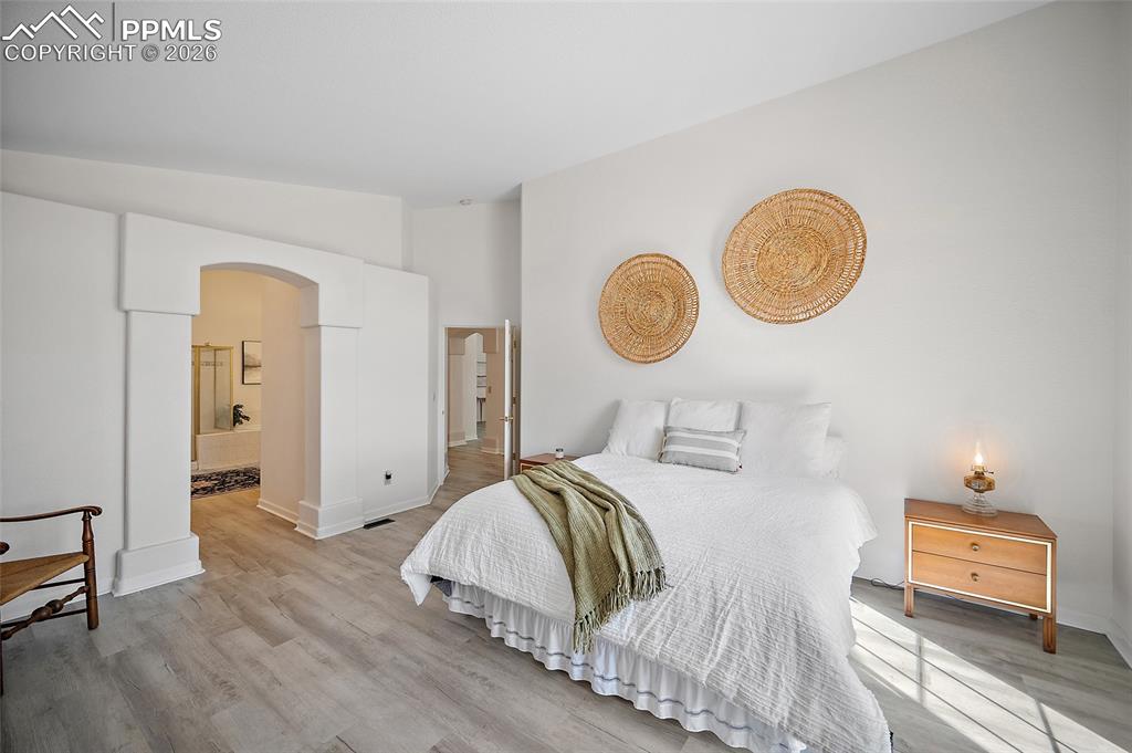 Image 29 of 48: Bedroom