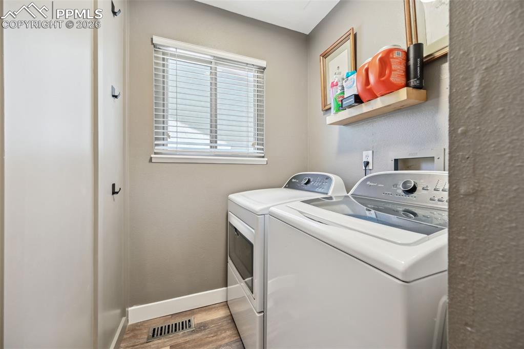 Image 28 of 38: Laundry