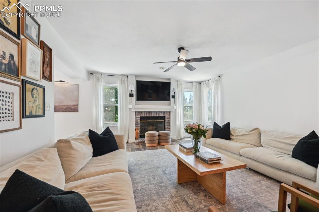 Image 6 of 38: Living Room