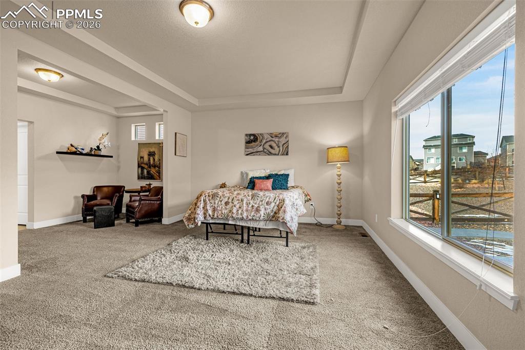 Image 16 of 49: Bedroom