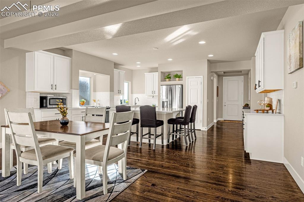 Image 3 of 49: Dining Area