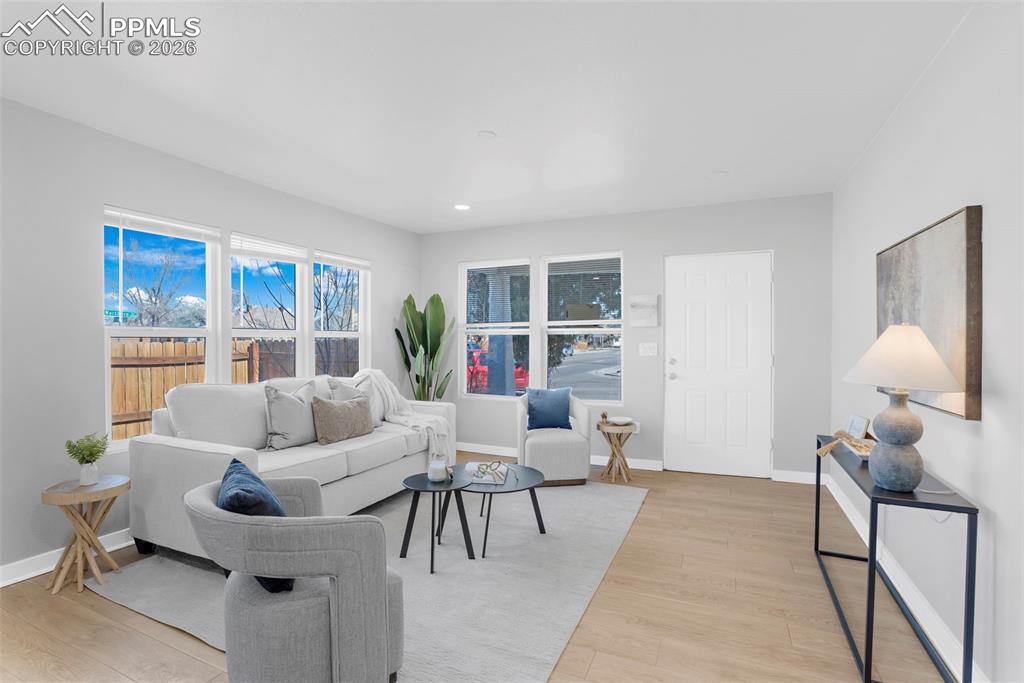 Image 4 of 30: Living Room