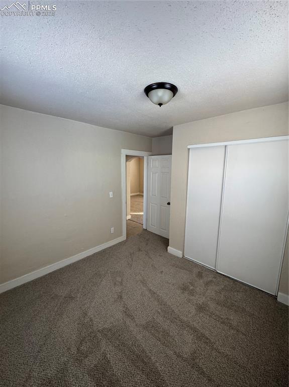 Image 10 of 23: Bedroom