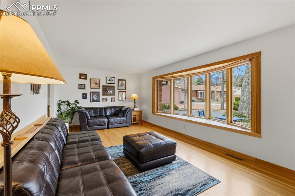 Image 4 of 50: Square Footage Disclosure