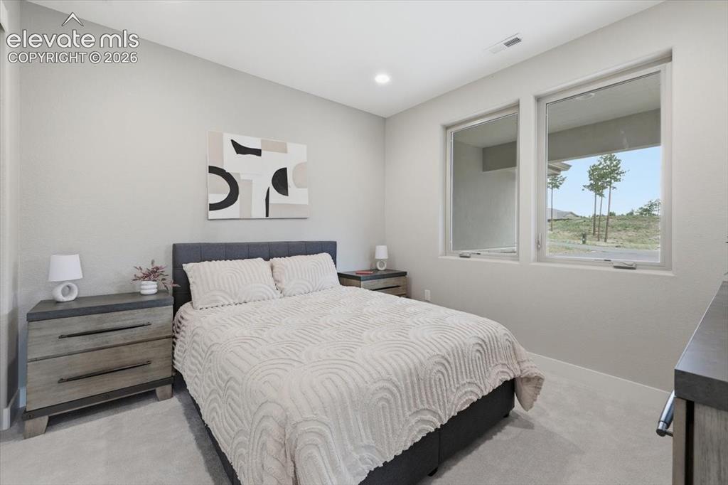 Image 4 of 18: Guest Bedroom.