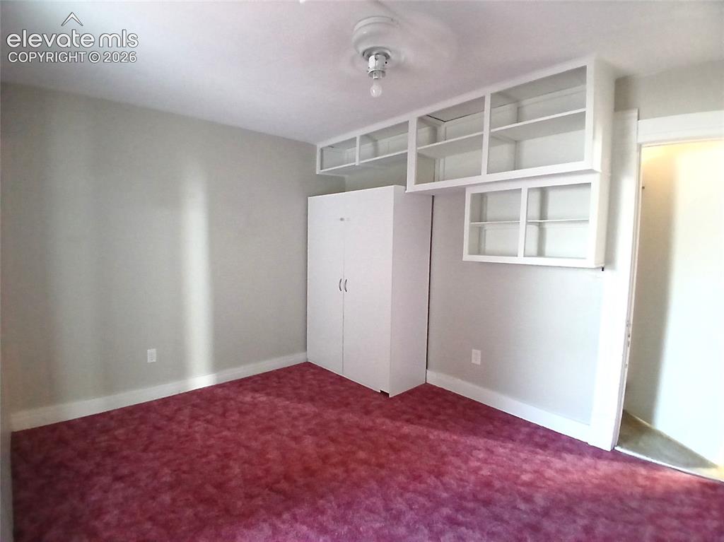 Image 8 of 21: Bedroom