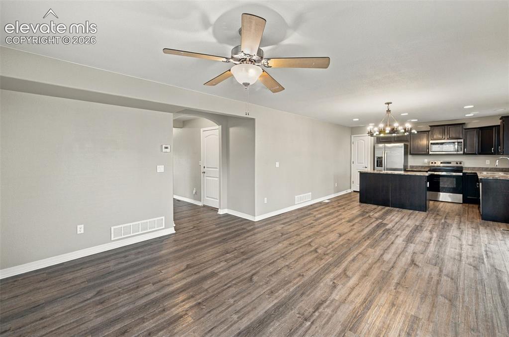 Image 9 of 50: Living Room