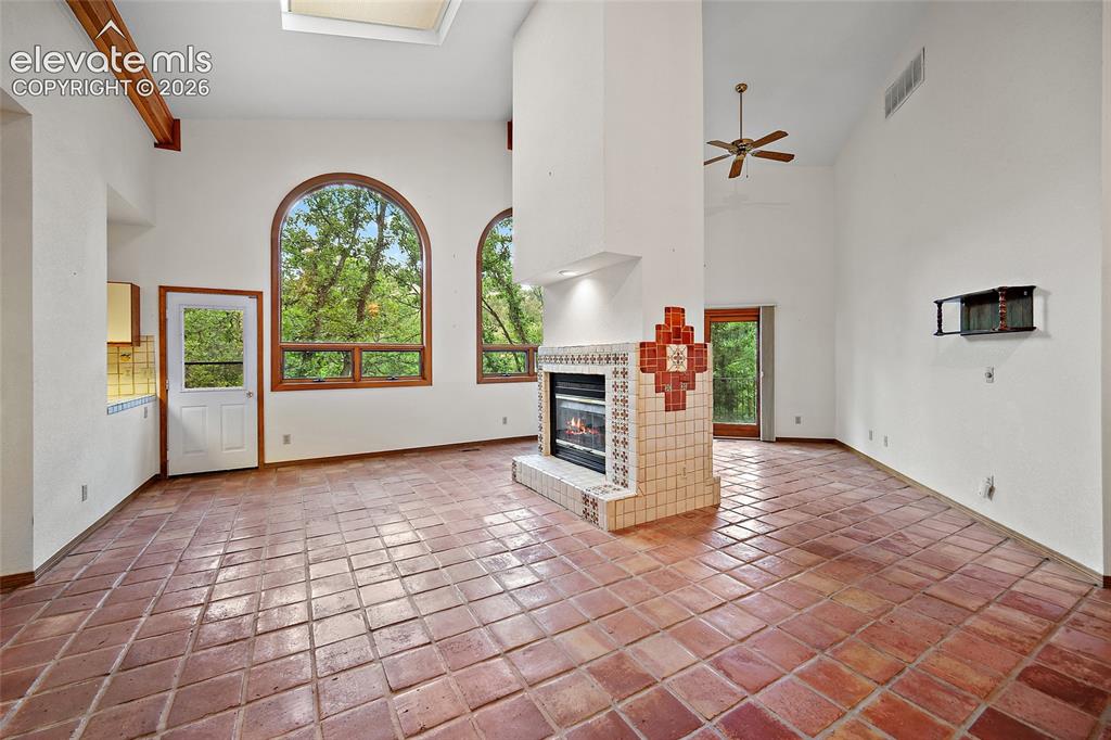 Image 8 of 49: Living Room