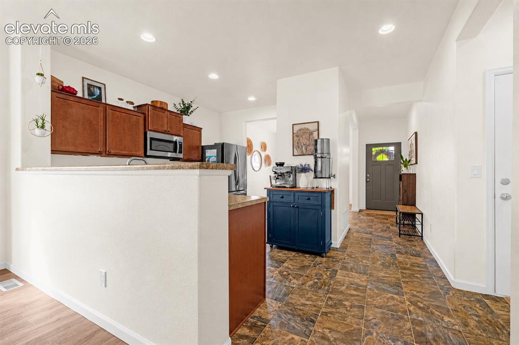 Image 6 of 35: Kitchen