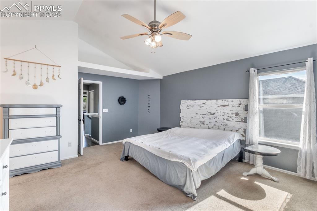 Image 13 of 33: Bedroom