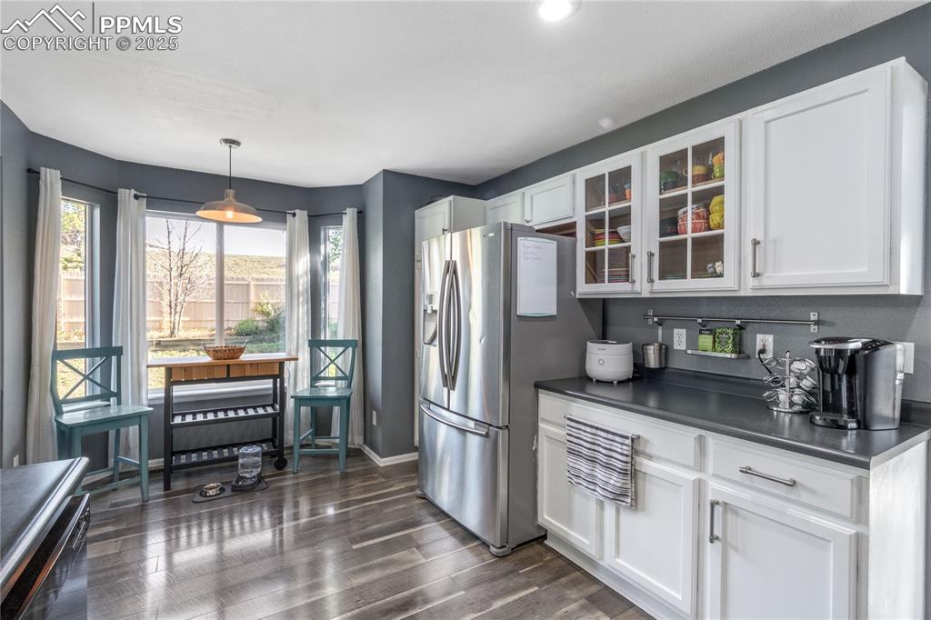 Image 8 of 33: Kitchen