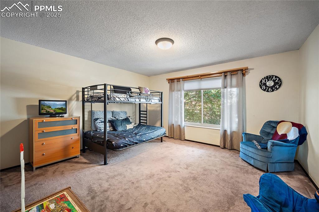 Image 29 of 49: Upstairs bedroom 3 