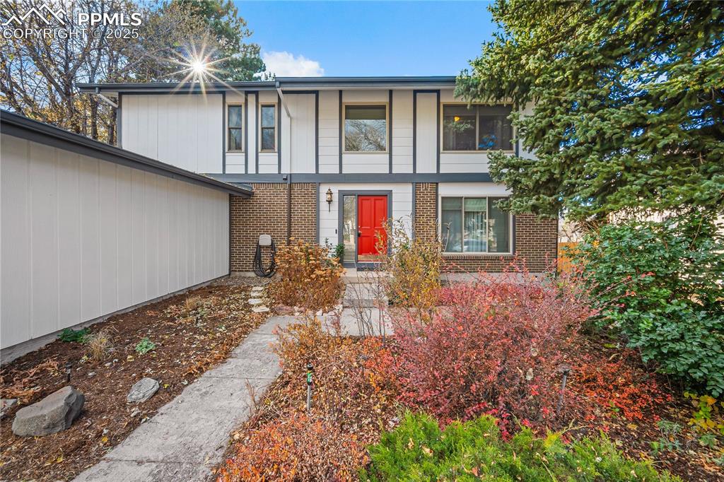 Image 3 of 49: Welcoming front porch