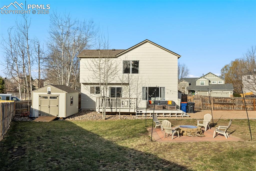 Image 29 of 31: Back of Structure