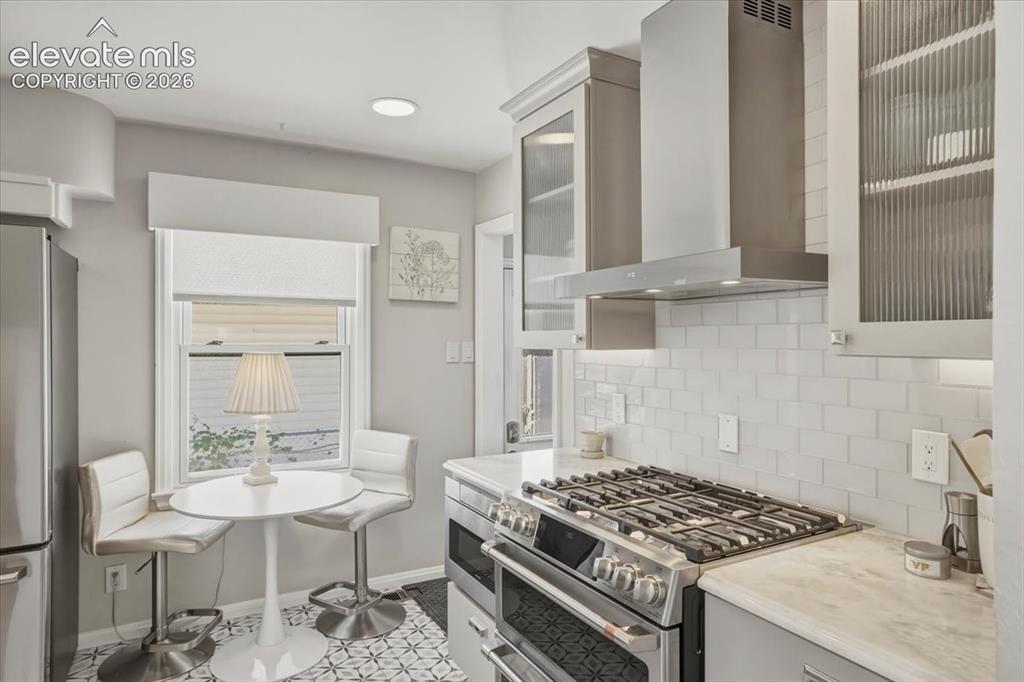Image 8 of 44: Kitchen