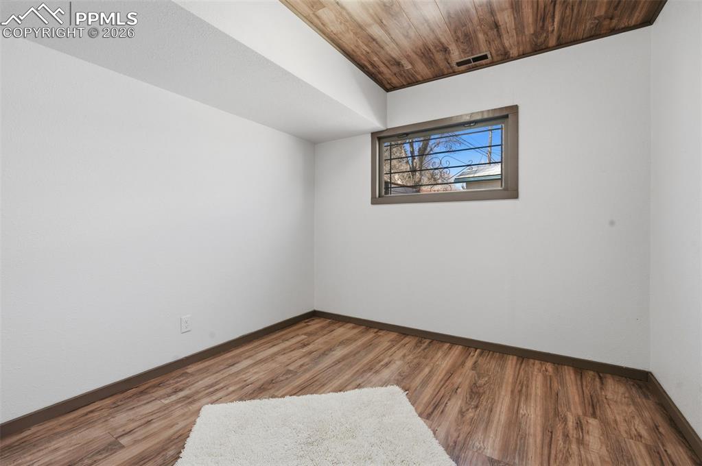 Image 39 of 48: The office/guest quarters has central ac and a gas furnace. 