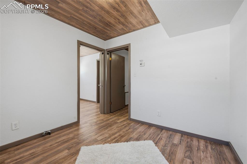 Image 40 of 48: 2nd Room