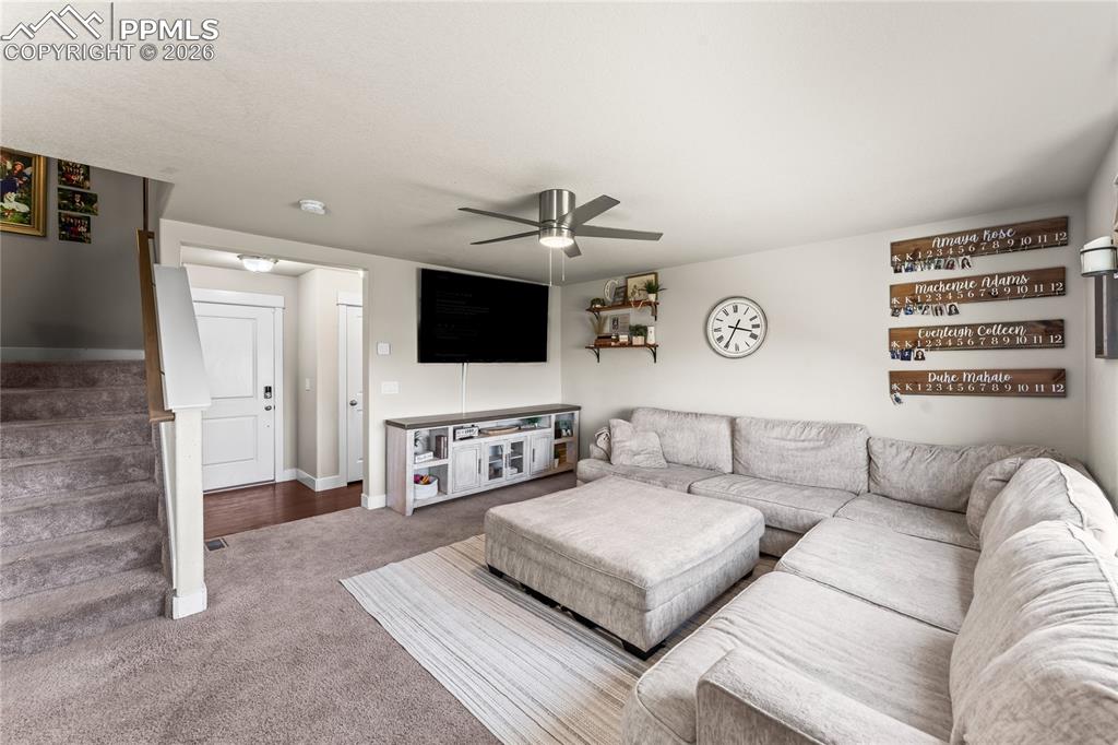 Image 7 of 26: Living Room