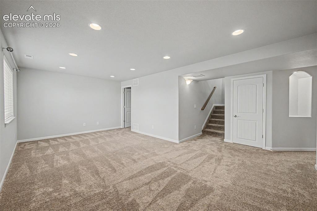 Image 20 of 28: Family Room