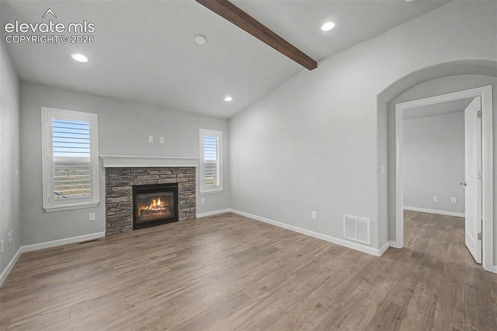 Image 6 of 28: Living Room