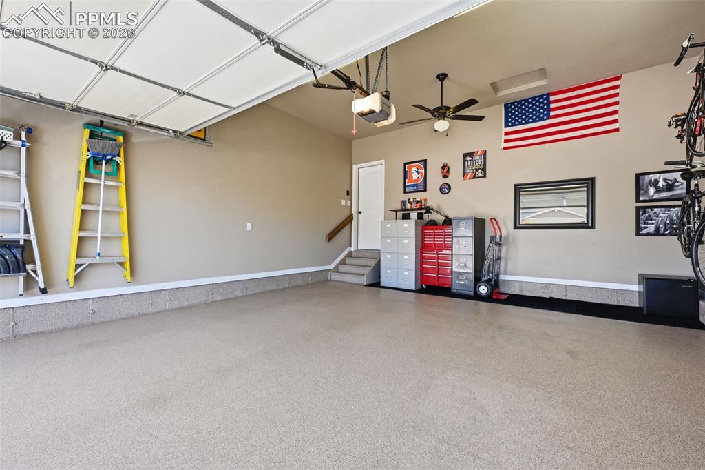 Image 29 of 30: Yard