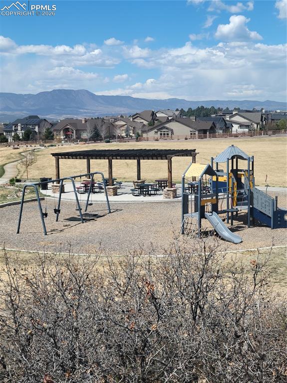 Image 30 of 30: Side of Structure