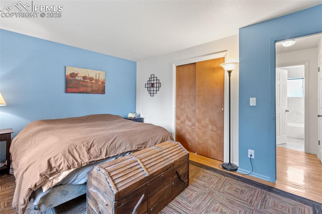 Image 22 of 44: Master Bedroom