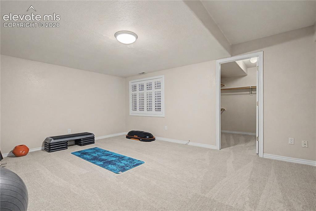 Image 29 of 35: 2nd Large Basement Bedroom