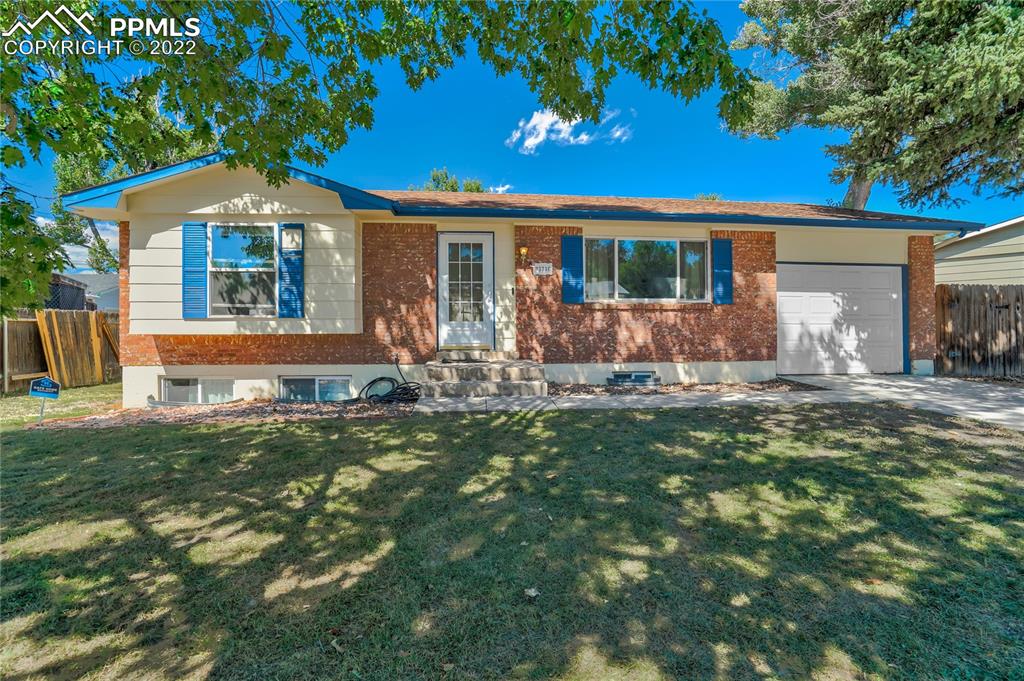 Listing 1499489, Image 1 of 42
