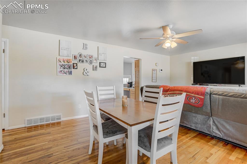 Listing 1499489, Image 10 of 42
